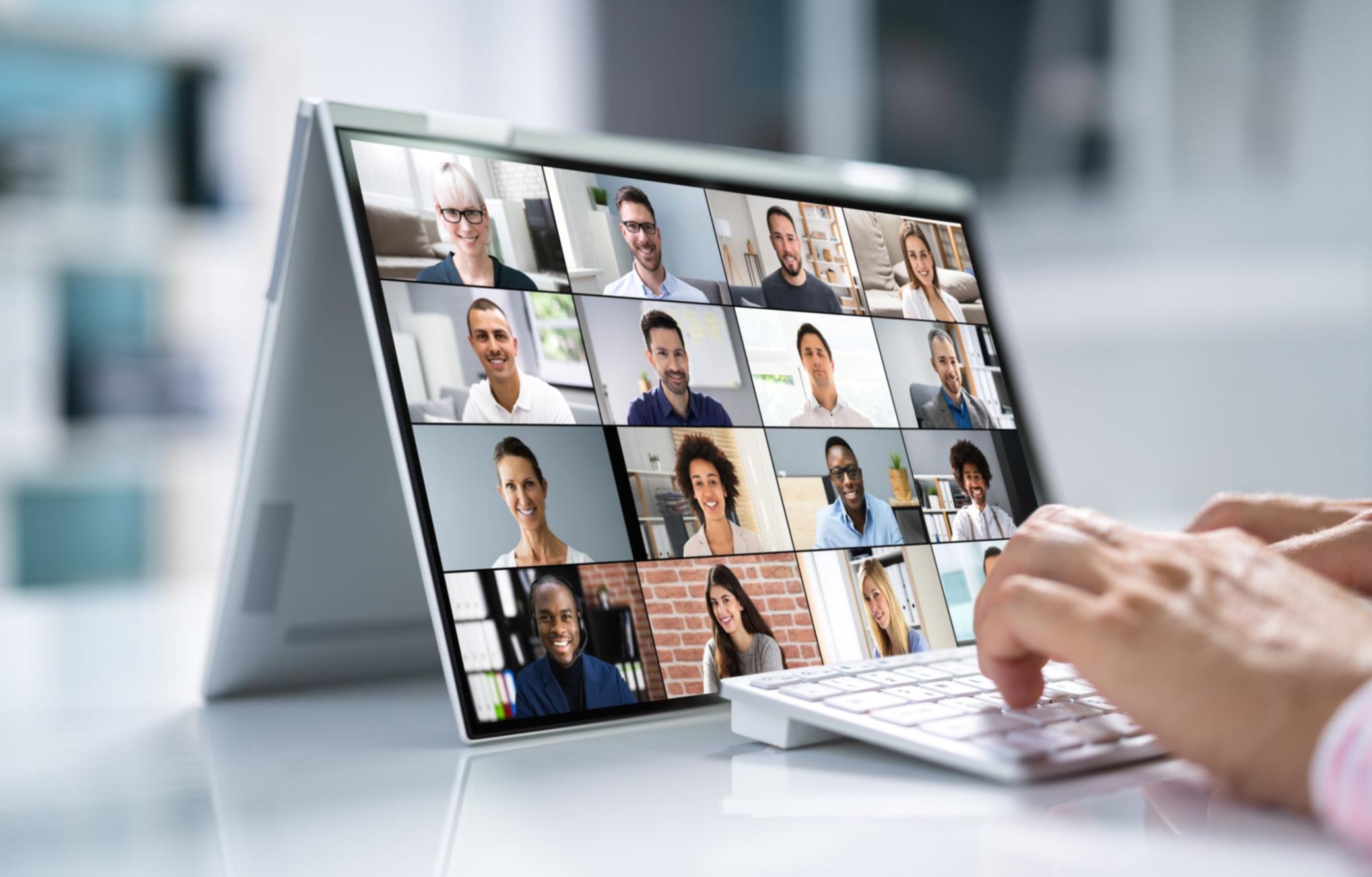 Interactive expert discussion during MentalZone online programme